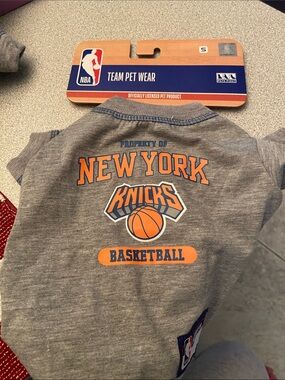 New York Knicks Gray  Tee - NBA Team Pet Wear